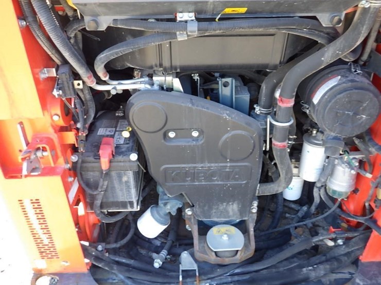 kubota-ssv65-image-10