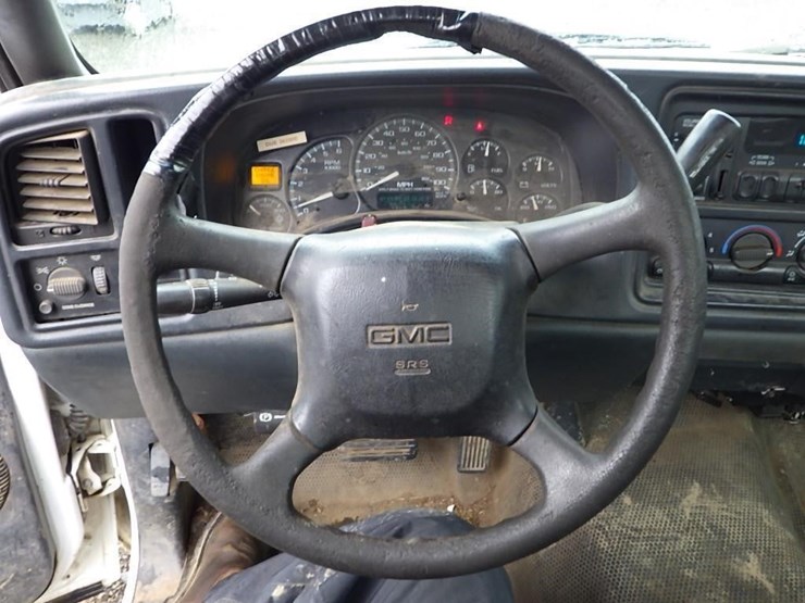 2001-gmc-2500-image-18