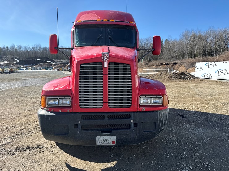 2005-kenworth-t600-image-8