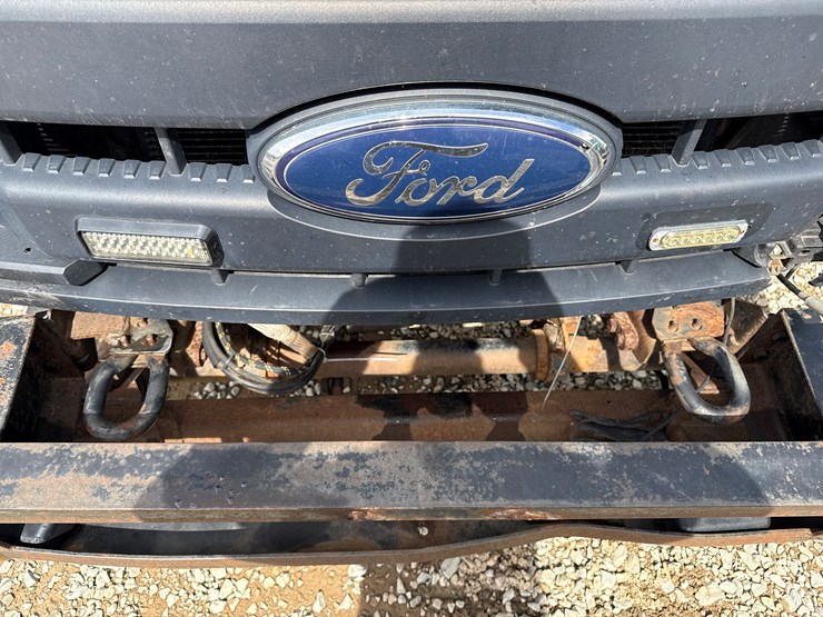 2011-ford-f350-image-21