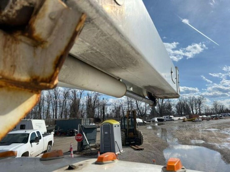 1997-ford-f800-image-64