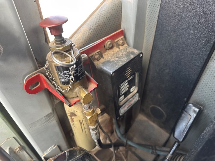 2007-timberpro-tf830-image-68