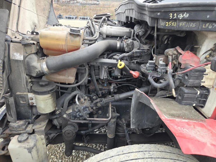 2013-international-durastar-4300-image-60