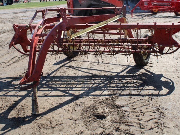 new-holland-55-image-3