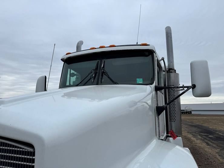 1995-kenworth-t600-image-8