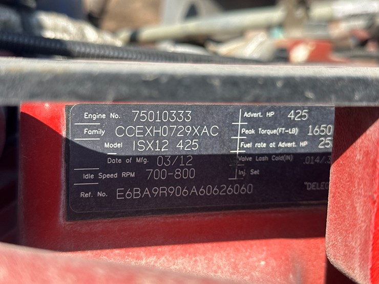 2013-peterbilt-365-image-64