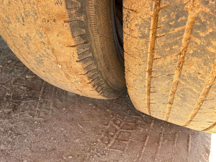 1999-ford-f350-image-24