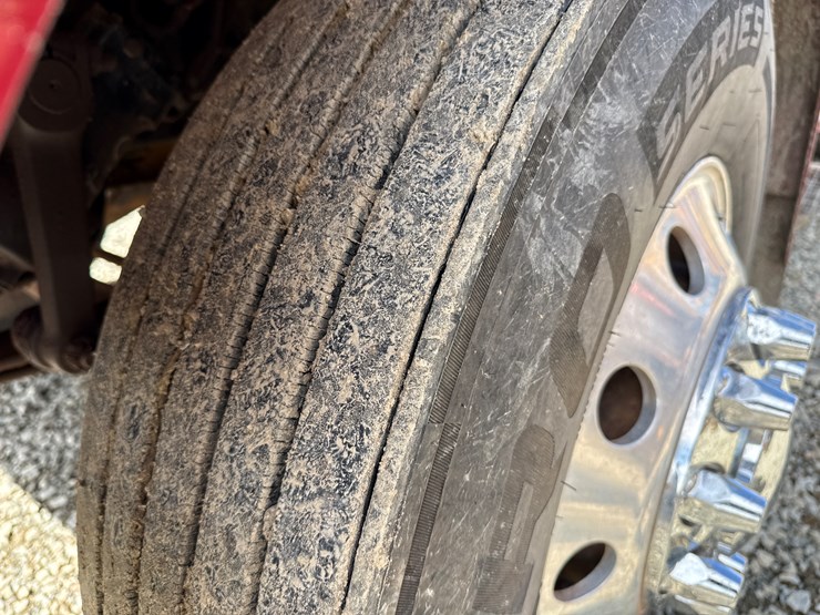 2004-peterbilt-378-image-54