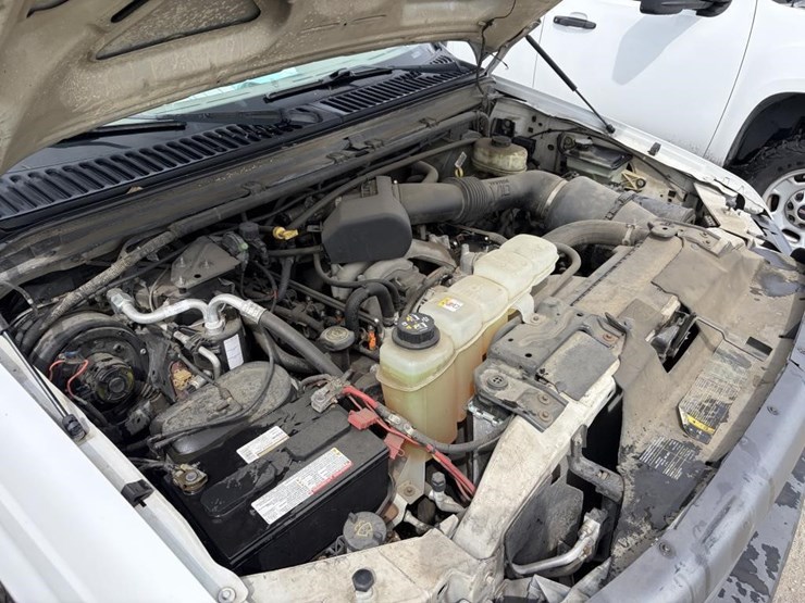 2004-ford-f350-image-9