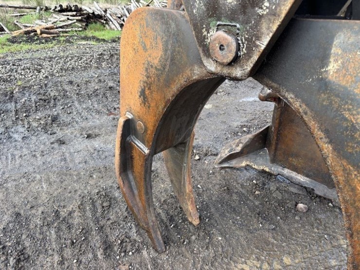 2009-link-belt-330-lx-image-24