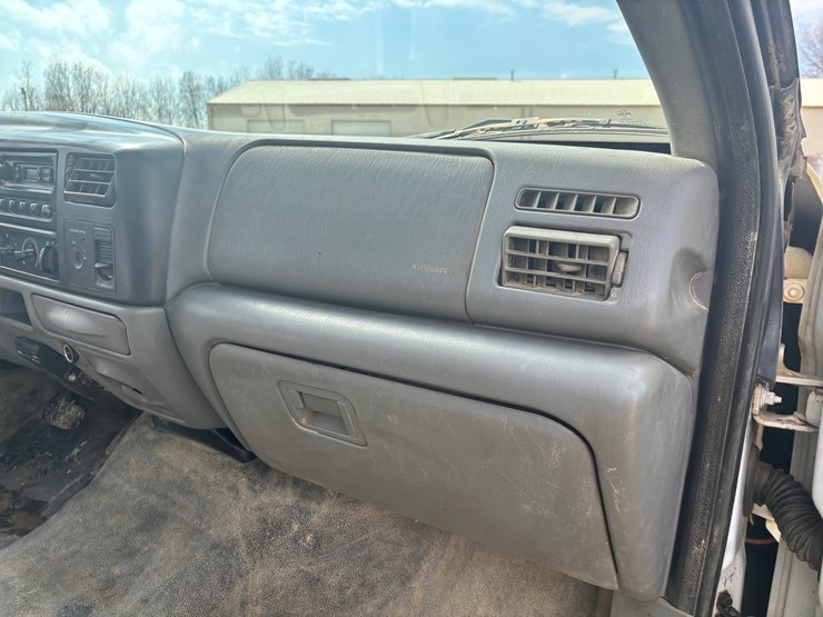 2004-ford-f450-image-40