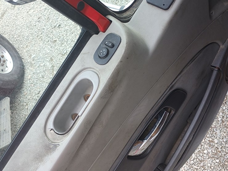 2012-international-prostar-image-56