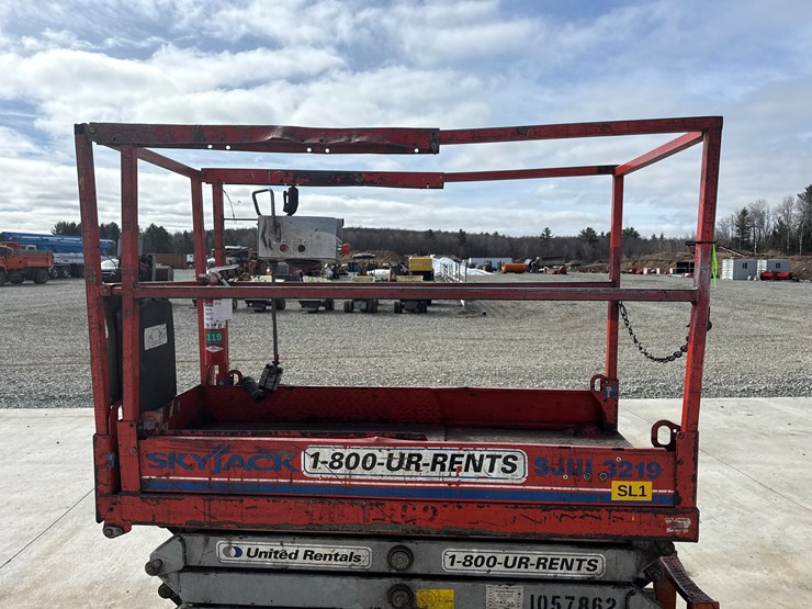 2008-skyjack-sjiii3219-image-10