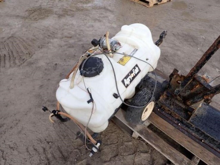 click-n-go-54-in.-snow-plow-image-10