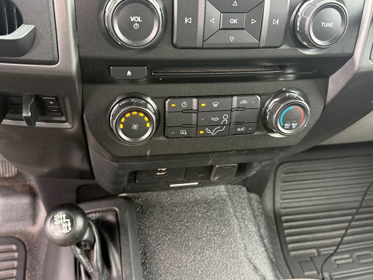 2018-ford-f550-image-52