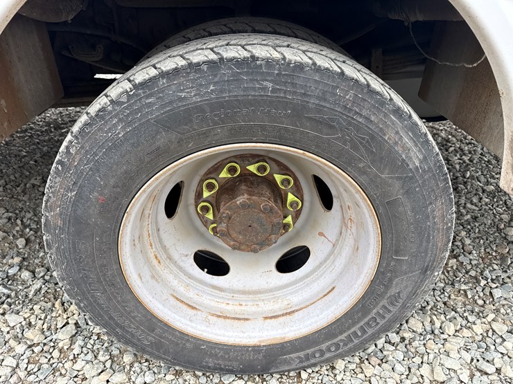 2015-ford-f550-image-69