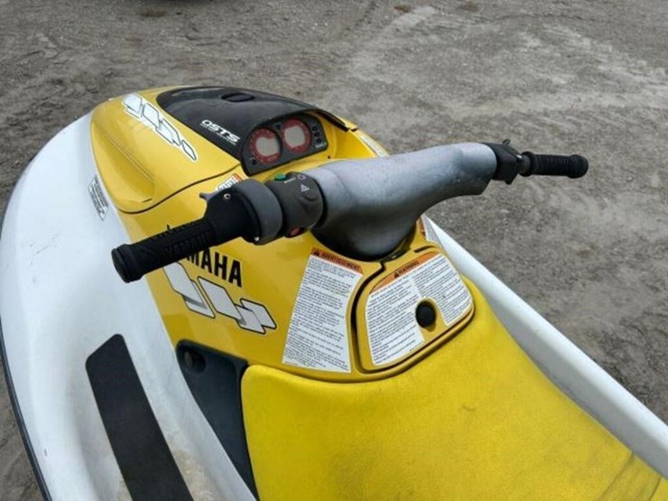 inoperable-1998-yamaha-wave-runner-gp760-pwc-yama2-image-13