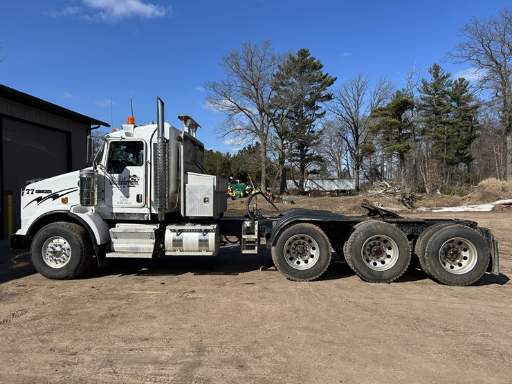 2006-kenworth-t800b-image-2