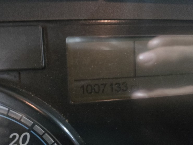 #2298-•-2015-freightliner-cascadia-day-cab-truck-tractor-image-66