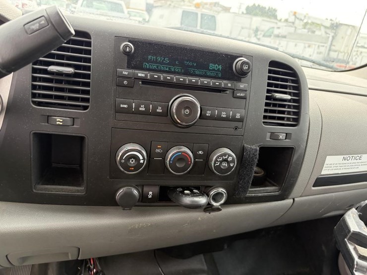 2012-gmc-sierra-2500-image-16