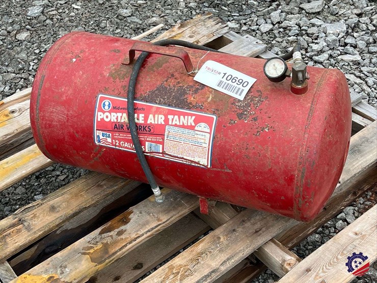 midwest-air-works-12-gal.-portable-air-tank-image-1