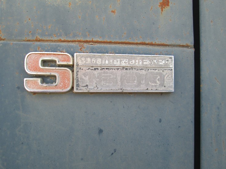 1981-international-s1800-image-22