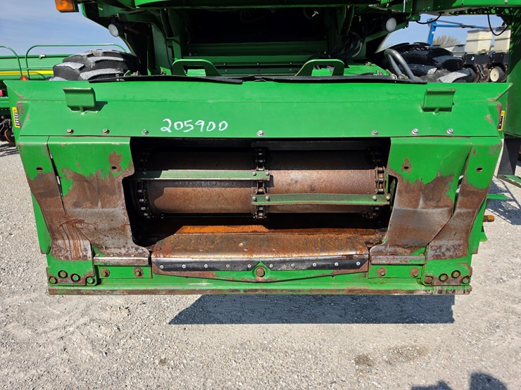 2006-john-deere-9560-sts-image-3