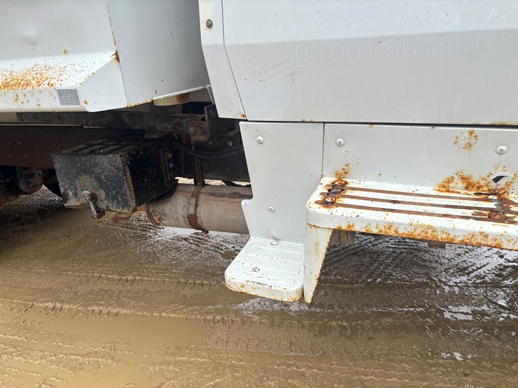 1997-ford-lt8000-image-20