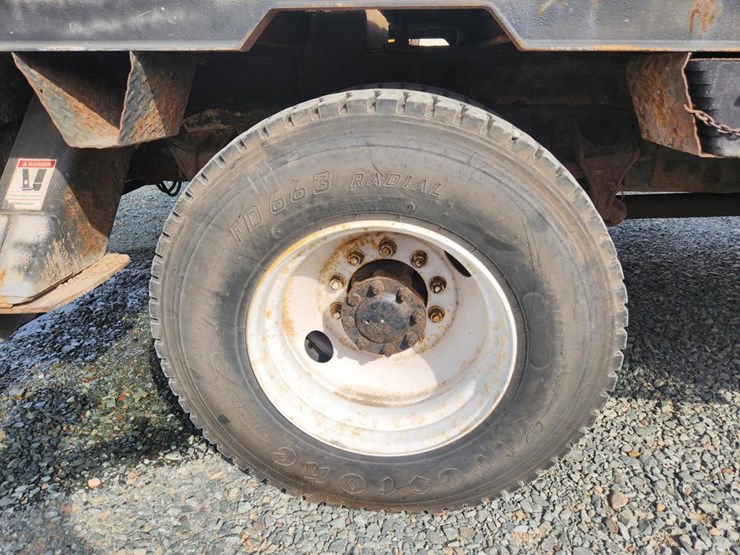 2003-international-durastar-4300-image-80