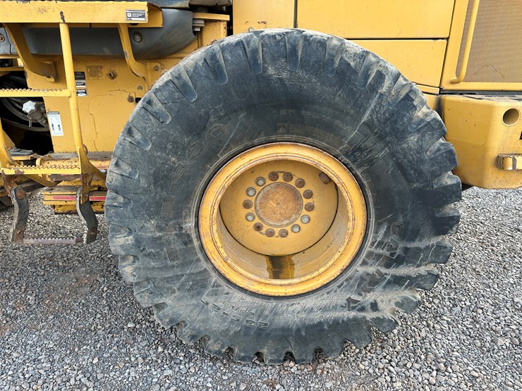 2005-deere-544j-image-47