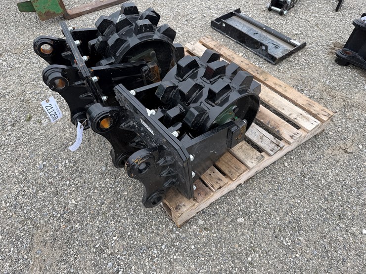 caterpillar-307-image-1