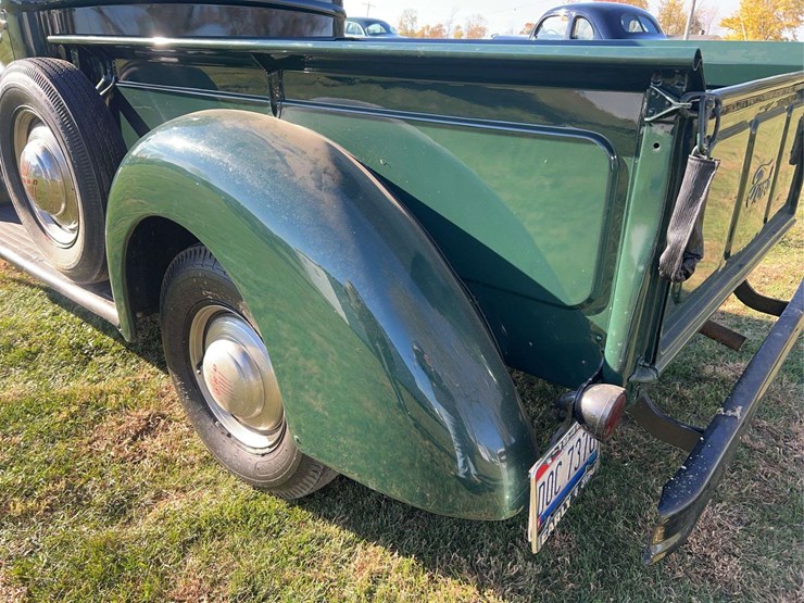 1946-ford-pickup-image-36