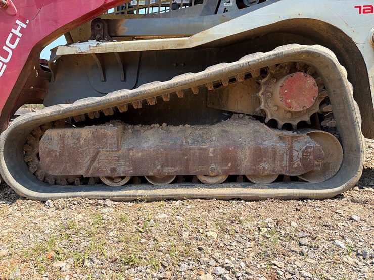 2016-takeuchi-tl10v2-image-92