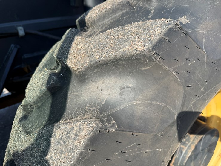 2007-caterpillar-tl1055-image-46