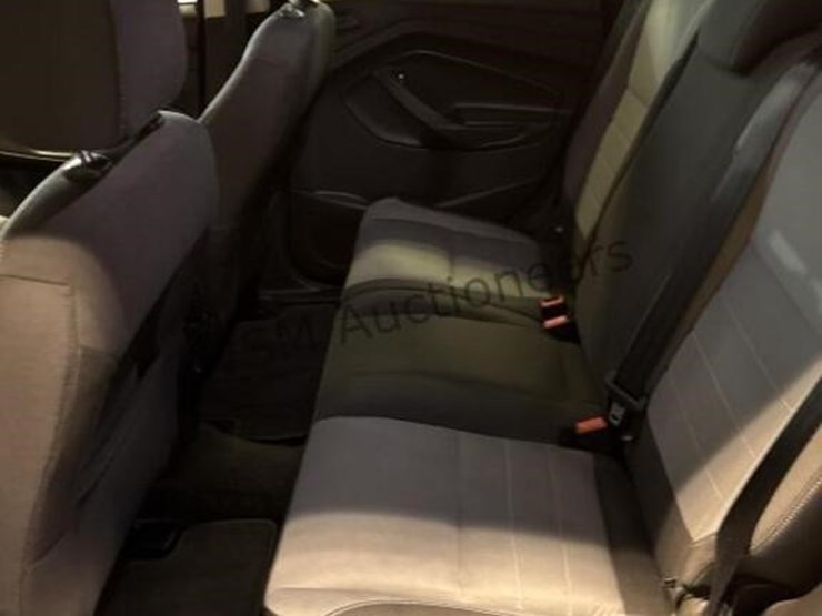 2017-ford-escape-image-24