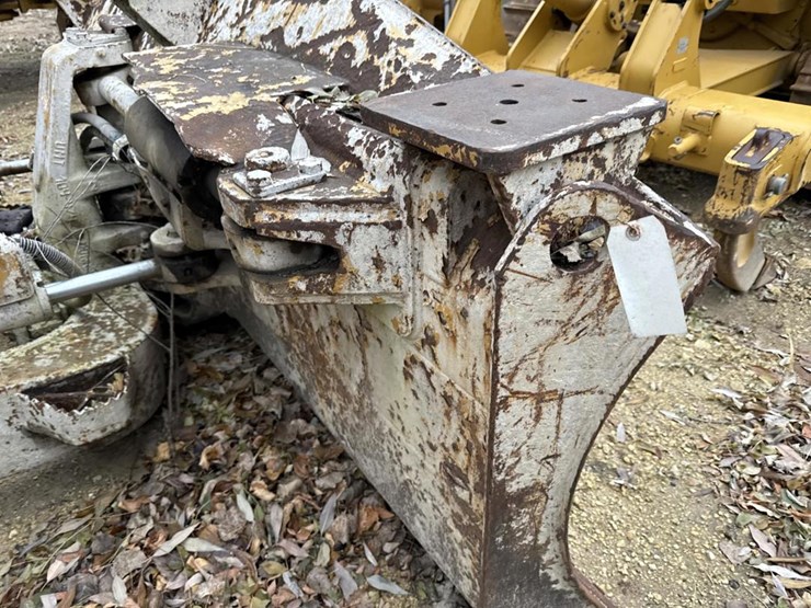 2006-caterpillar-d5n-lgp-image-8