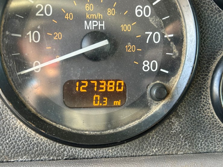 peterbilt-365-image-103