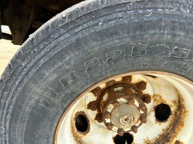 1997-ford-f800-image-80