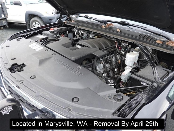 2017-chevrolet-tahoe-image-23