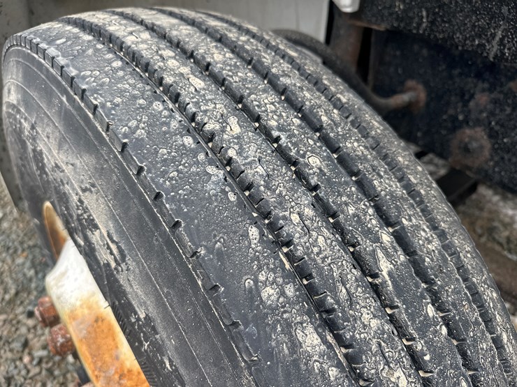 1998-massey-ferguson-8-image-73