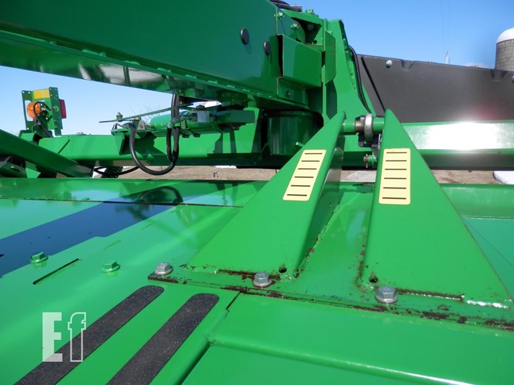 2012-john-deere-946-image-13