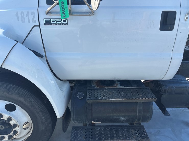 2012-ford-f650-image-15