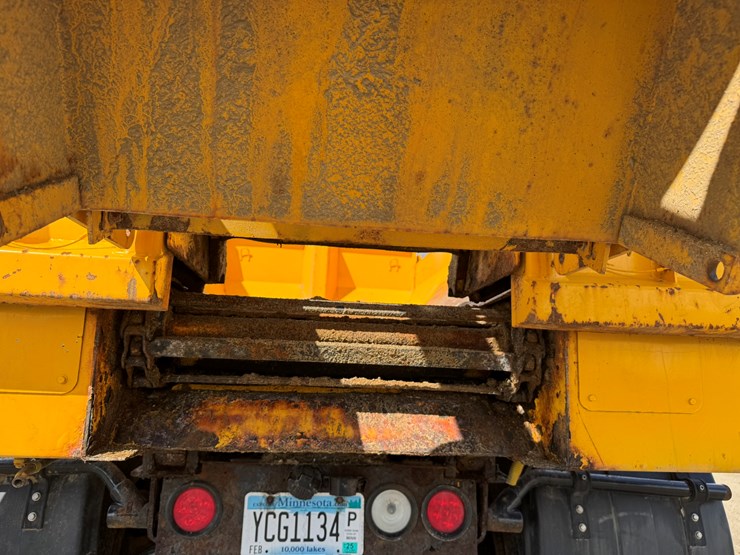 2009-international-workstar-7500-image-37