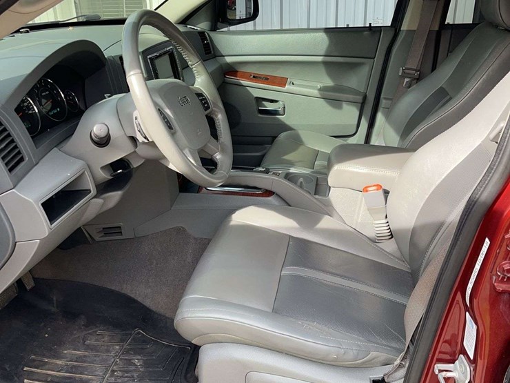 2007-jeep-grand-cherokee-image-5
