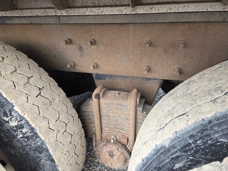 2006-massey-ferguson-8-image-30