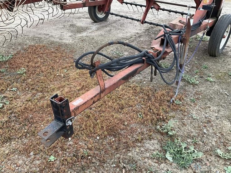 h-&-s-hay-machine-ii-image-9