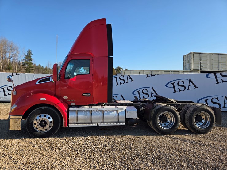 2015-kenworth-t680-image-2