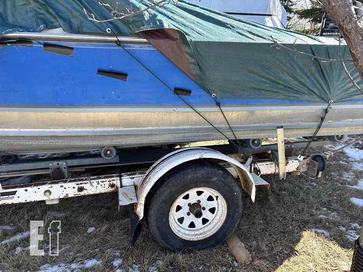 lund-16ft-fishing-boat-w/trailer-image-13