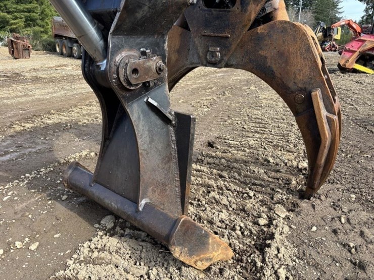 caterpillar-330c-image-22