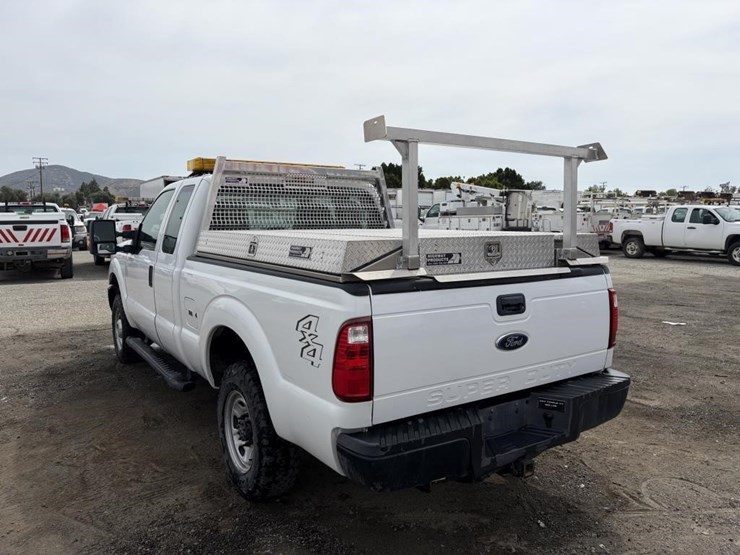 2011-ford-f250-image-4